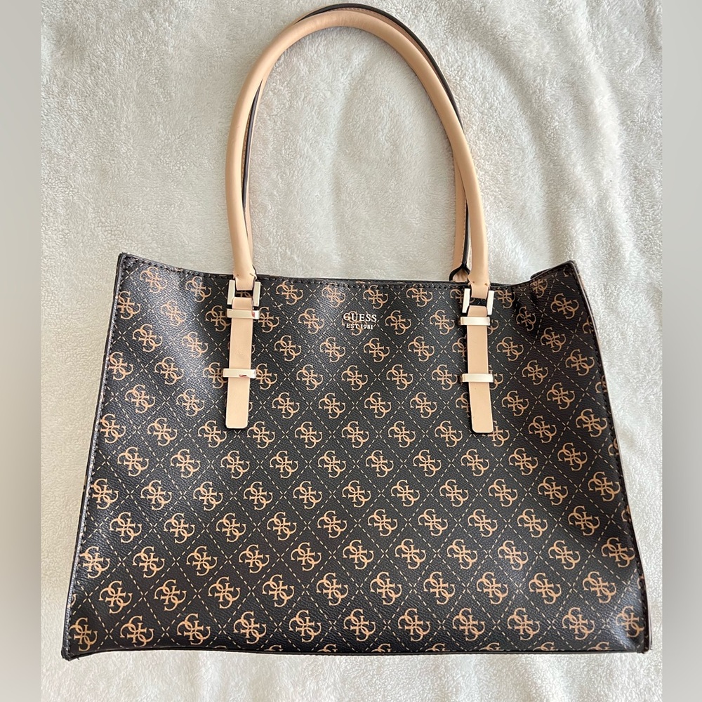 Guess Rylan Tech Tote